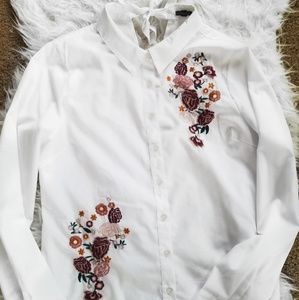 Embroidered shirt